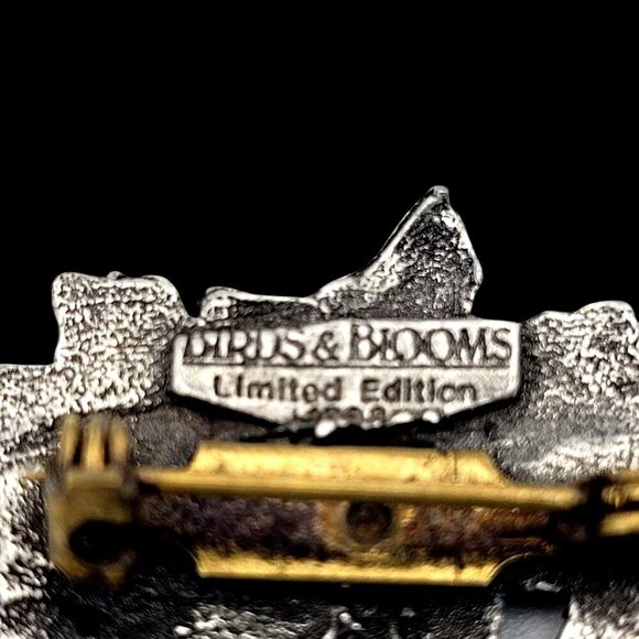 Birds & Blooms Limited Edition Butterfly & Blossoms Pewter Metal Brooch Pin 1.25 - Picture 3 of 5